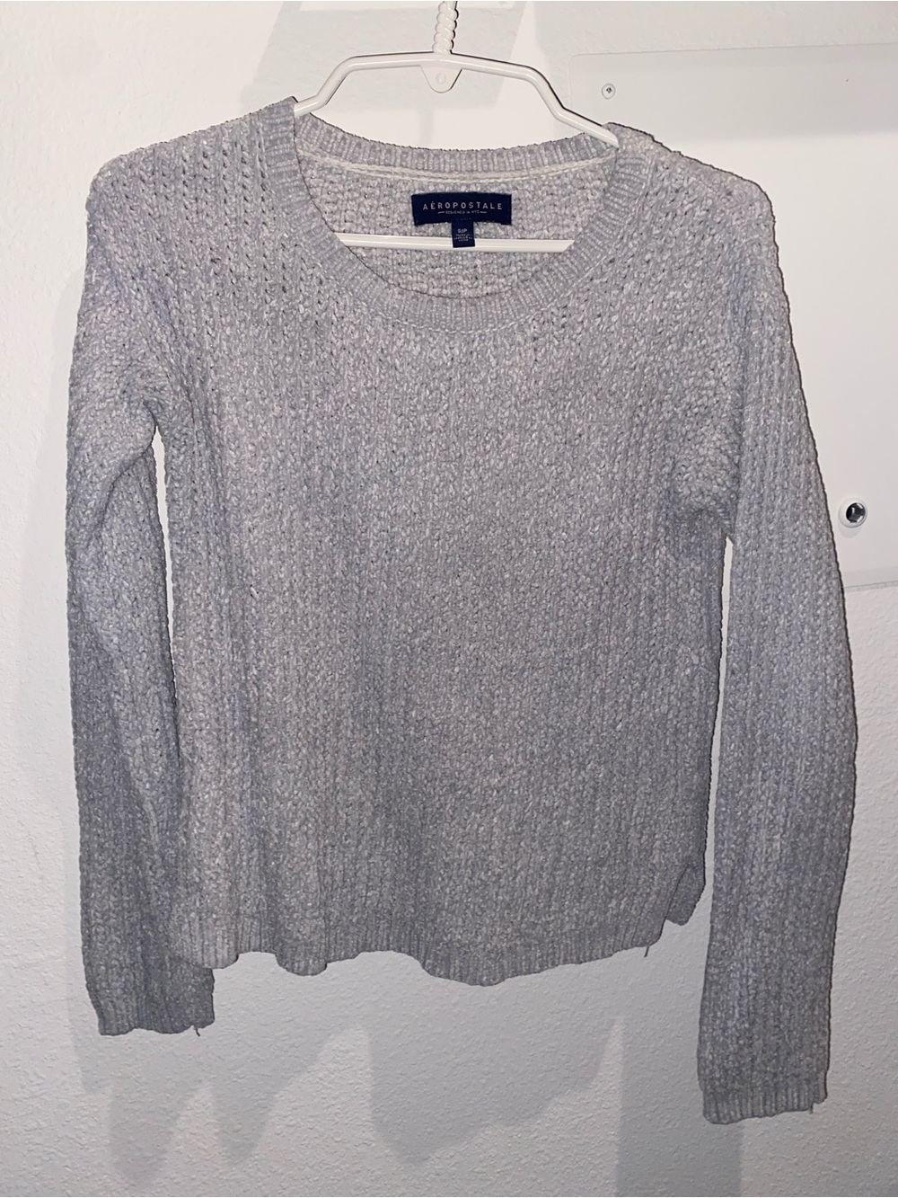 Aeropostale Women's Heather Gray Crewneck Sweater